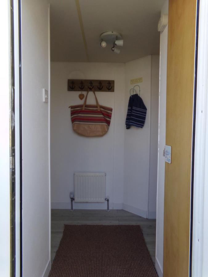 Happydaze Caravan Bacton  Εξωτερικό φωτογραφία